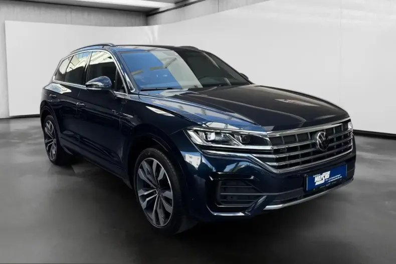 Volkswagen Touareg din 2022 cu 64.475 km - oferta VOL215540 - foto 3