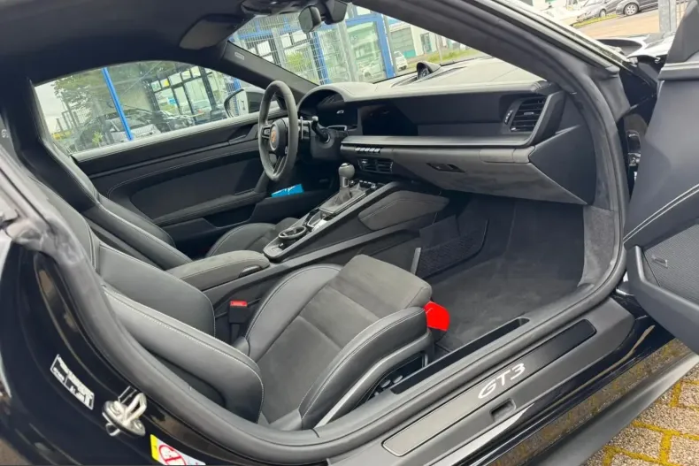 Porsche 992 din 2025 cu 6.000 km - oferta POR215547 - foto 27