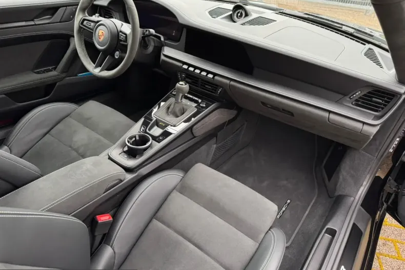 Porsche 992 din 2025 cu 6.000 km - oferta POR215547 - foto 30