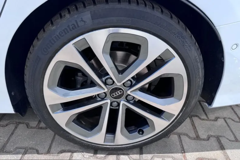 Audi A3 din 2025 cu 2.603 km - oferta AUD215550 - foto 22