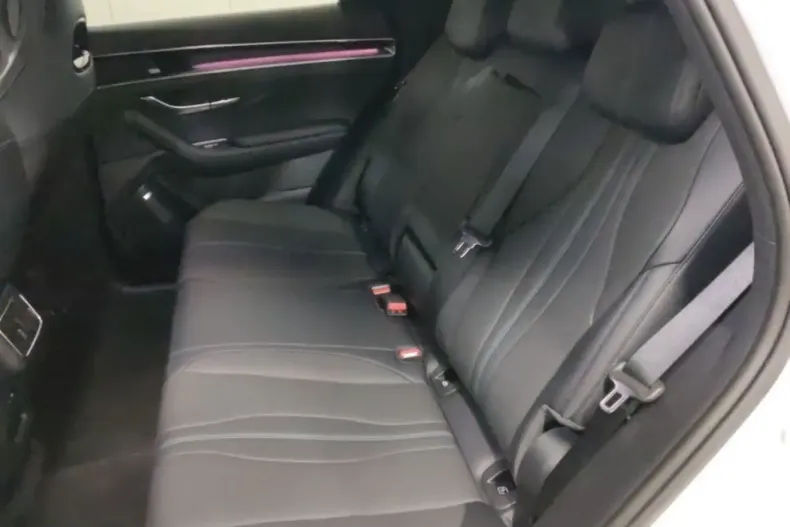 BYD Seal U din 2025 cu 16.526 km - oferta BYD215558 - foto 6