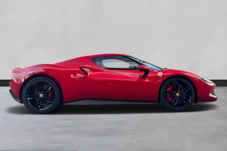 Ferrari 296 GTB din 2024 cu 2.100 km - oferta FER215562 - foto 4