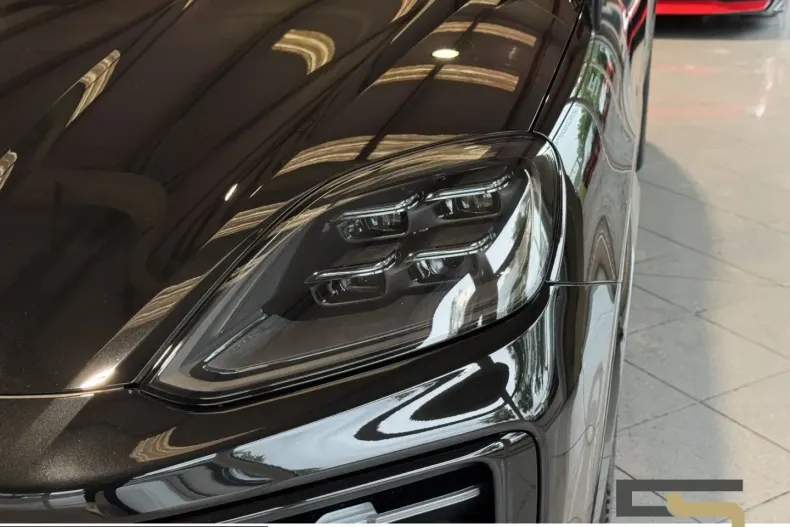 Porsche Cayenne din 2024 cu 39.854 km - oferta POR215565 - foto 7