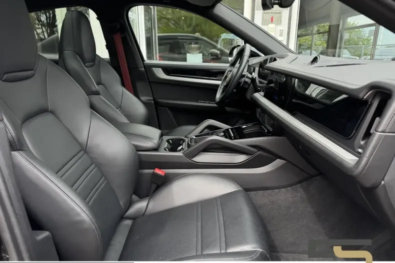 Porsche Cayenne din 2024 cu 39.854 km - oferta POR215565 - foto 13