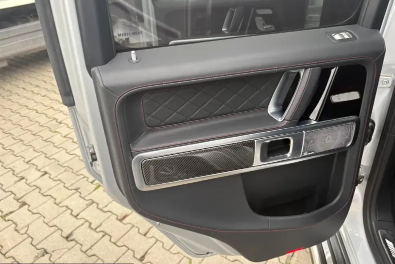 Mercedes-Benz G 63 AMG (Clasa G) din 2022 cu 45.493 km - oferta MER215569 - foto 15