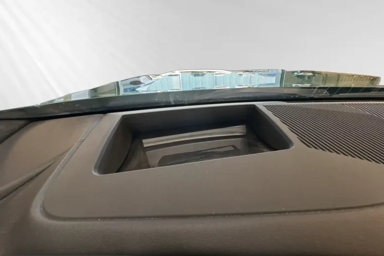 BMW M5 (Seria 5) din 2025 cu 19.200 km - oferta BMW215571 - foto 9