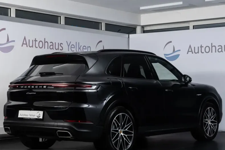 Porsche Cayenne din 2024 cu 7.875 km - oferta POR215584 - foto 4