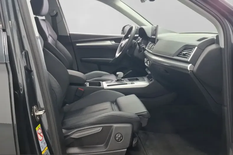 Audi Q5 din 2025 cu 19.648 km - oferta AUD215601 - foto 3