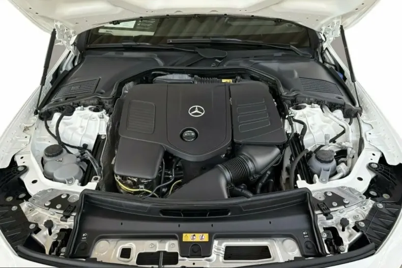 Mercedes-Benz CLE 300 (Clasa CLE) din 2024 cu 19.950 km - oferta MER215607 - foto 10