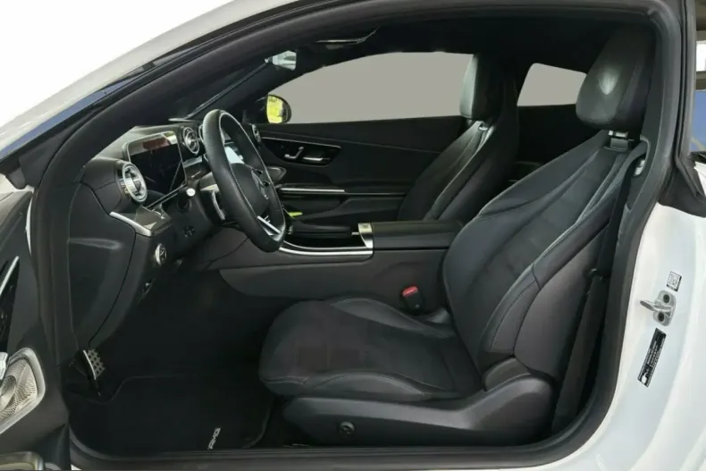 Mercedes-Benz CLE 300 (Clasa CLE) din 2024 cu 19.950 km - oferta MER215607 - foto 12