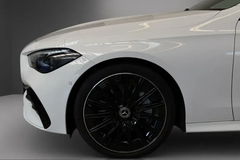 Mercedes-Benz CLE 450 (Clasa CLE) din 2024 cu 22.663 km - oferta MER215609 - foto 4