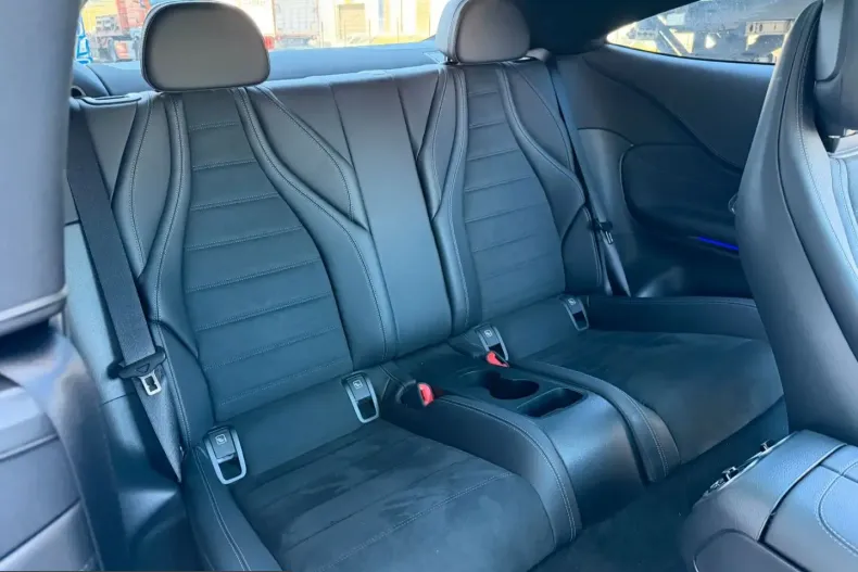 Mercedes-Benz CLE 450 (Clasa CLE) din 2025 cu 10.000 km - oferta MER215611 - foto 11