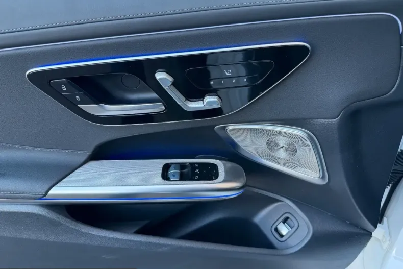 Mercedes-Benz CLE 450 (Clasa CLE) din 2025 cu 10.000 km - oferta MER215611 - foto 13