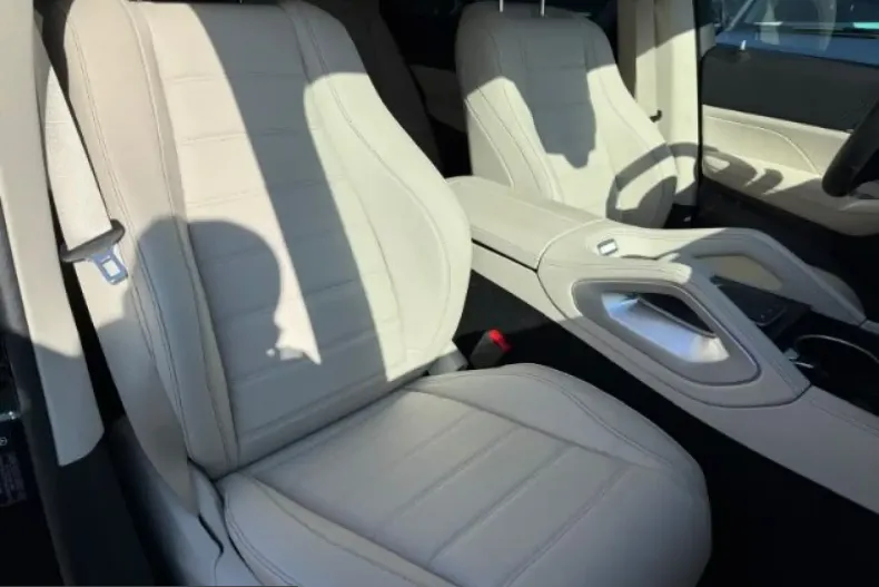 Mercedes-Benz GLE 450 (Clasa GLE) din 2023 cu 23.000 km - oferta MER215612 - foto 13