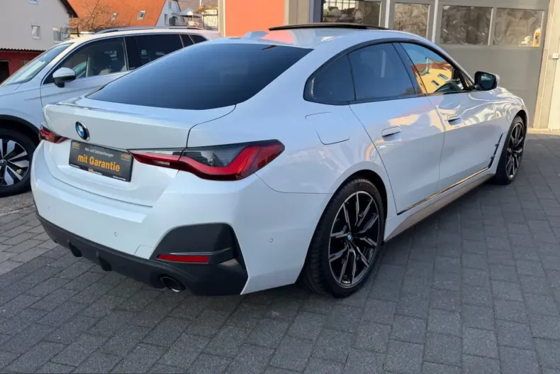BMW 420d (Seria 4) din 2024 cu 46.099 km - oferta BMW215625 - foto 6