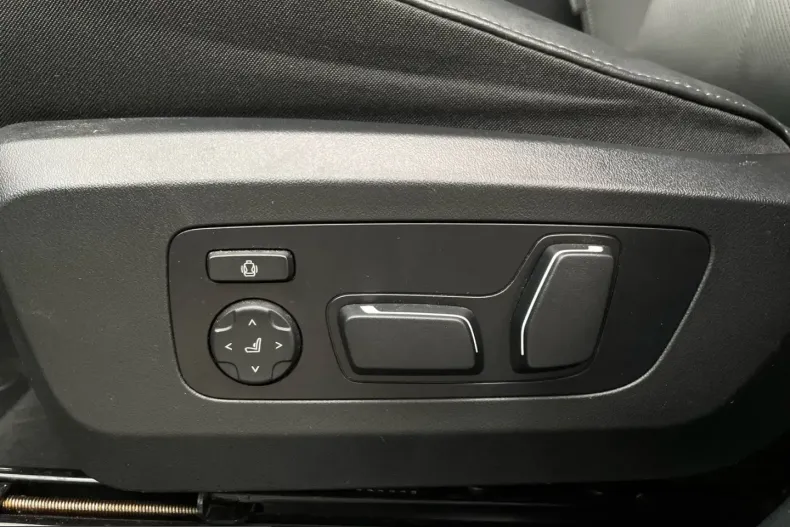 BMW X3 (Seria X) din 2025 cu 24.190 km - oferta BMW215627 - foto 17