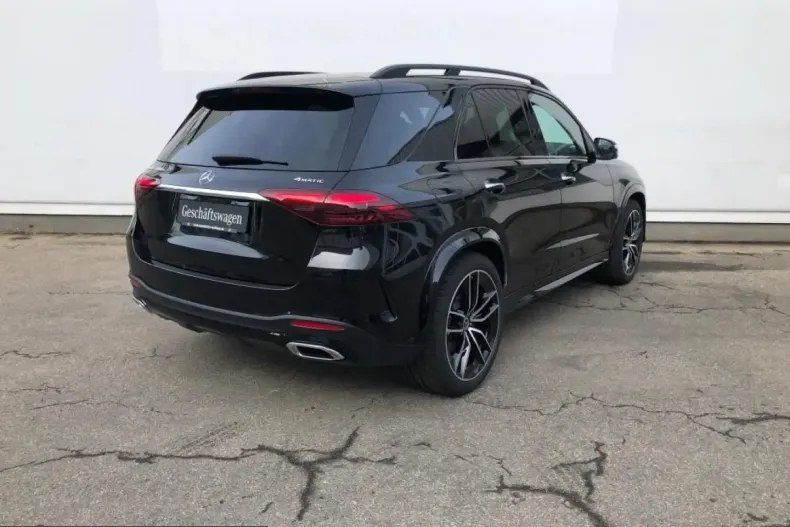 Mercedes-Benz GLE 400 (Clasa GLE) din 2023 cu 24.569 km - oferta MER215636 - foto 4