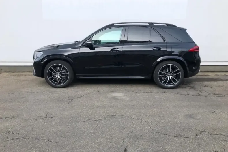 Mercedes-Benz GLE 400 (Clasa GLE) din 2023 cu 24.569 km - oferta MER215636 - foto 5