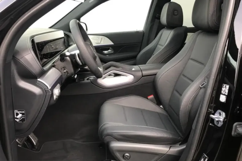Mercedes-Benz GLE 400 (Clasa GLE) din 2023 cu 24.569 km - oferta MER215636 - foto 10