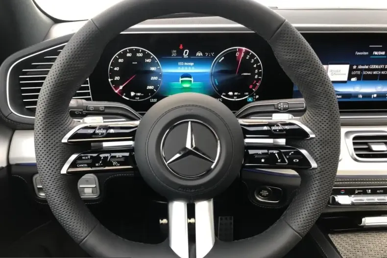 Mercedes-Benz GLE 400 (Clasa GLE) din 2023 cu 24.569 km - oferta MER215636 - foto 16
