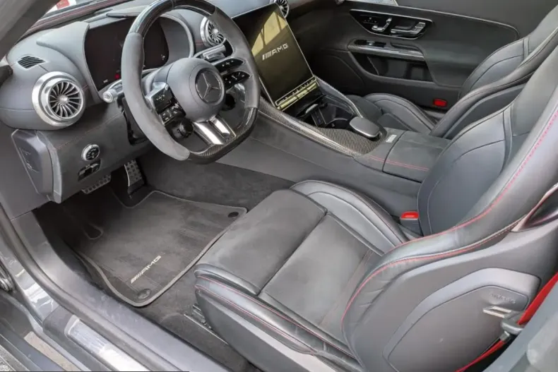 Mercedes-Benz AMG GT (Clasa GT) din 2024 cu 40.076 km - oferta MER215637 - foto 7