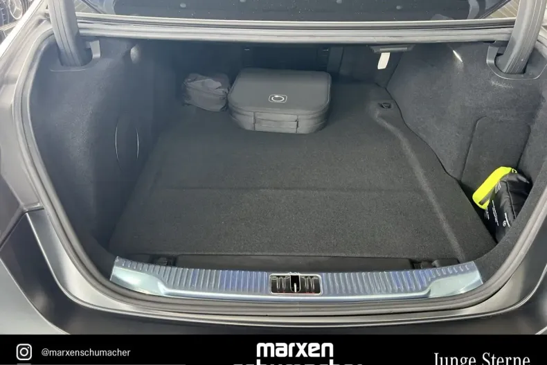 Mercedes-Benz S 63 AMG (Clasa S) din 2023 cu 29.790 km - oferta MER215638 - foto 14