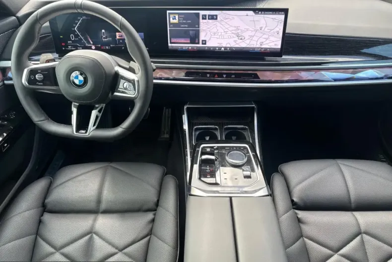 BMW 740 (Seria 7) din 2025 cu 7.099 km - oferta BMW215641 - foto 11