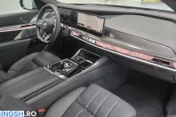 BMW 740 (Seria 7) din 2025 cu 5.950 km - oferta BMW215645 - foto 31