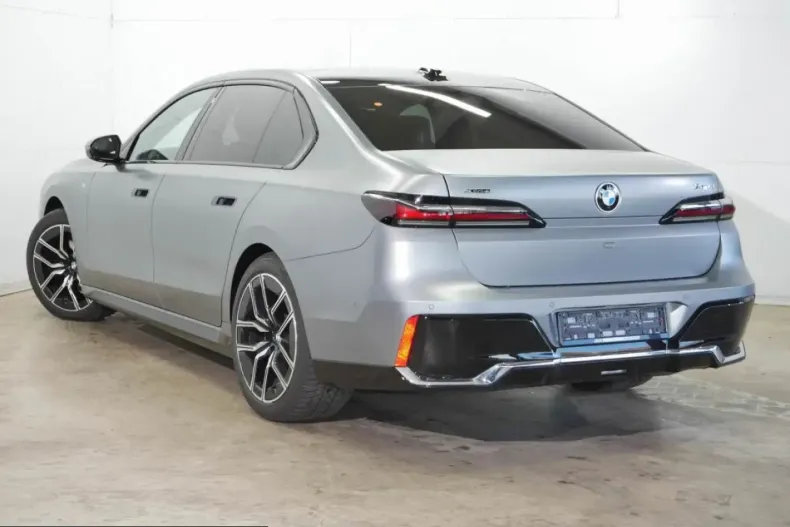 BMW 740 (Seria 7) din 2025 cu 8.090 km - oferta BMW215648 - foto 4