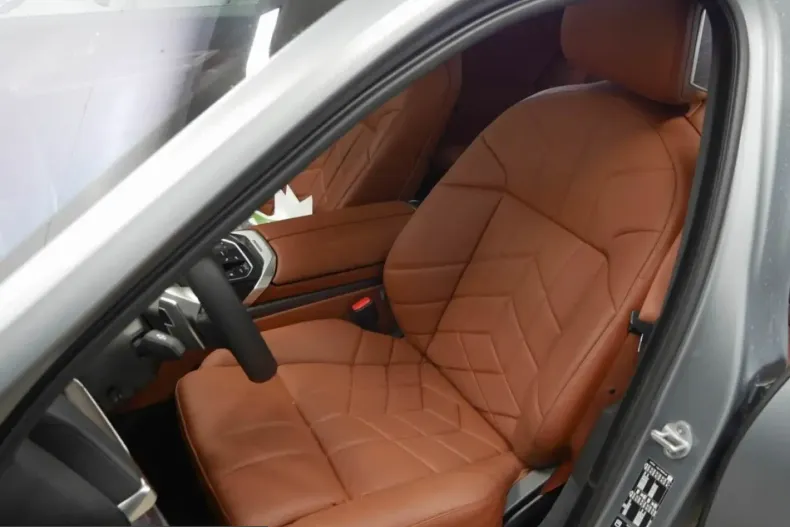 BMW 740 (Seria 7) din 2025 cu 8.090 km - oferta BMW215648 - foto 6