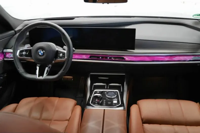 BMW 740 (Seria 7) din 2025 cu 8.090 km - oferta BMW215648 - foto 7