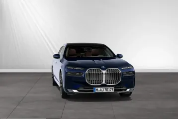 BMW 750 din 2025 - oferta BMW215650