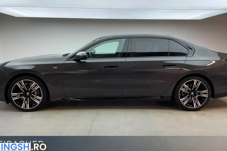 BMW 740 (Seria 7) din 2025 cu 8.206 km - oferta BMW215652 - foto 9