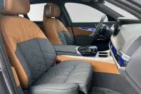 BMW 740 (Seria 7) din 2025 cu 7.430 km - oferta BMW215657 - foto 6