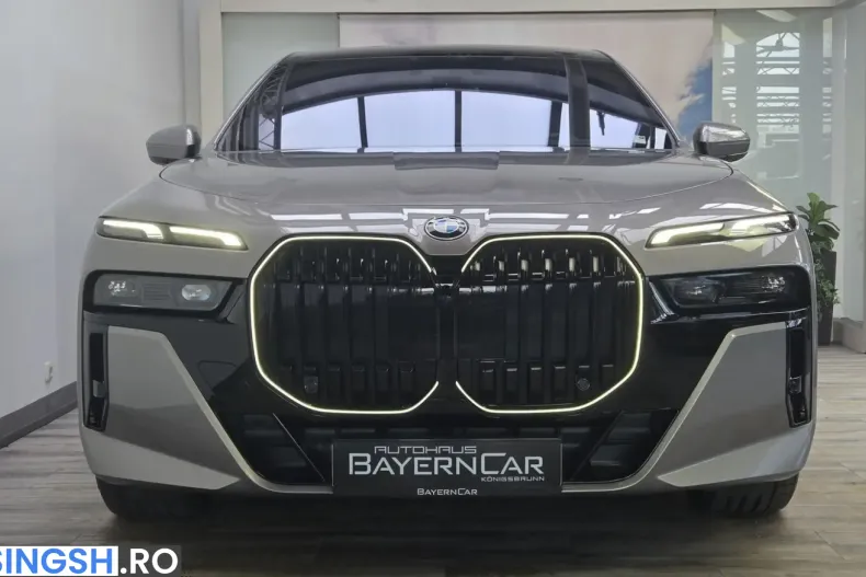 BMW 740 (Seria 7) din 2025 cu 6.200 km - oferta BMW215658 - foto 2