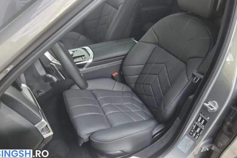 BMW 740 (Seria 7) din 2025 cu 6.200 km - oferta BMW215658 - foto 14