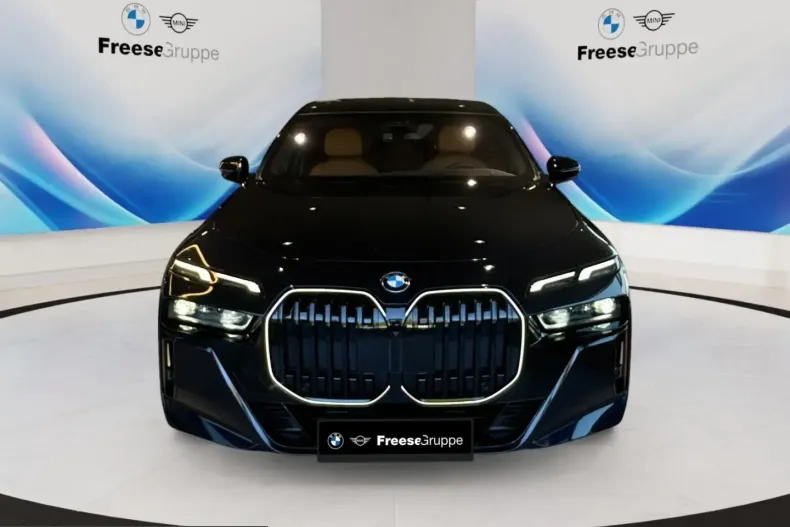 BMW 740 (Seria 7) din 2025 cu 6.016 km - oferta BMW215663 - foto 2