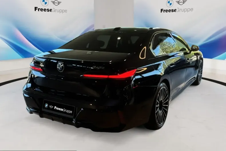BMW 740 (Seria 7) din 2025 cu 6.016 km - oferta BMW215663 - foto 5