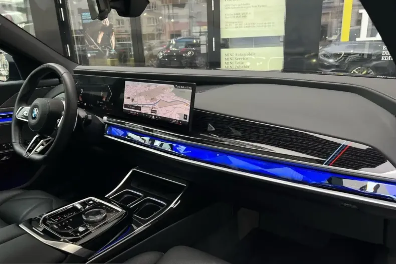 BMW 740 (Seria 7) din 2025 cu 24.557 km - oferta BMW215665 - foto 6