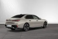 BMW 740 (Seria 7) din 2025 cu 25.290 km - oferta BMW215666 - foto 2