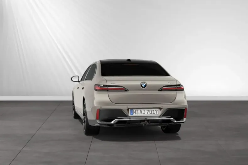 BMW 740 (Seria 7) din 2025 cu 25.290 km - oferta BMW215666 - foto 7