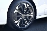 Mercedes-Benz E 300 (Clasa E) din 2025 cu 24.098 km - oferta MER215670 - foto 10
