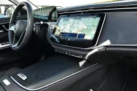 Mercedes-Benz E 300 (Clasa E) din 2025 cu 24.098 km - oferta MER215670 - foto 11
