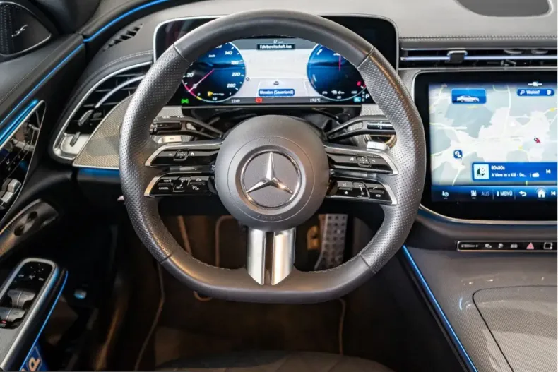 Mercedes-Benz E 300 (Clasa E) din 2025 cu 24.900 km - oferta MER215671 - foto 11