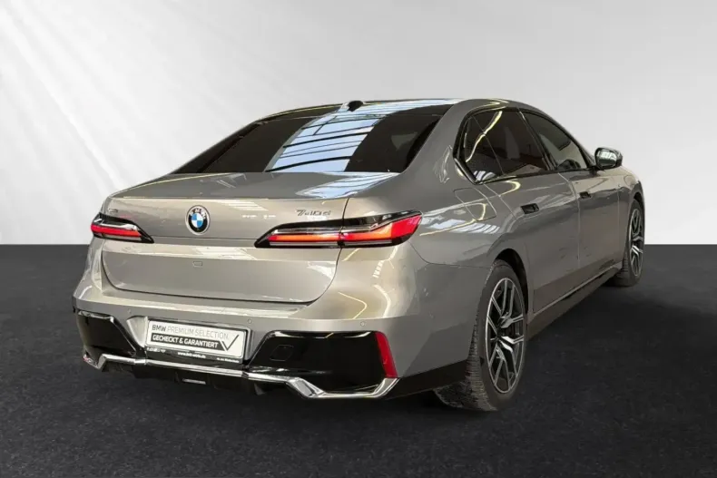 BMW 740 (Seria 7) din 2025 cu 24.900 km - oferta BMW215674 - foto 3
