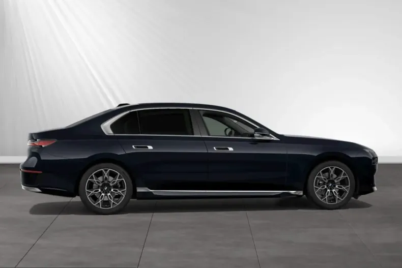 BMW 740 (Seria 7) din 2025 cu 27.920 km - oferta BMW215678 - foto 8