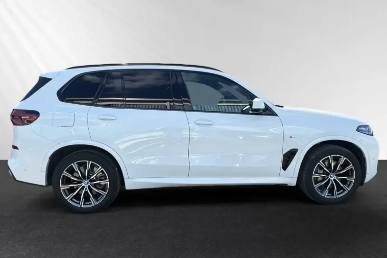 BMW X5 (Seria X) din 2025 cu 16.990 km - oferta BMW215679 - foto 2