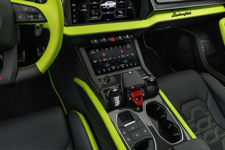 Lamborghini Urus din 2025 cu 5.800 km - oferta LAM215683 - foto 7