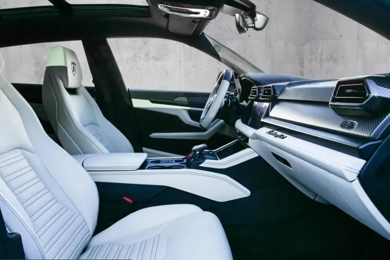Lamborghini Urus din 2025 cu 8.550 km - oferta LAM215685 - foto 6