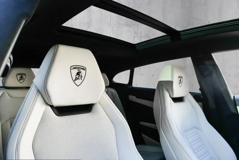 Lamborghini Urus din 2025 cu 8.550 km - oferta LAM215685 - foto 18